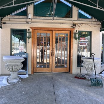 Carmina's Restaurant & Banquet - Front door - Venues & Event Spaces Near Me - Elgin, Illinois