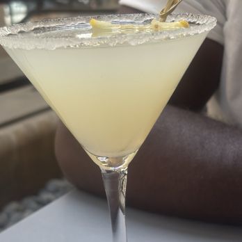 Tommy Bahama Marlin Bar - Lemon drop martini - New American Near Me - Jacksonville, Florida Tommy Bahama Marlin Bar - Lemon drop martini - New American Near Me - Jacksonville, Florida