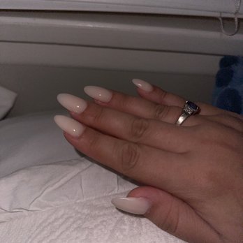 Pretty Nail Lounge - Nail Salons Near Me - Montebello, California