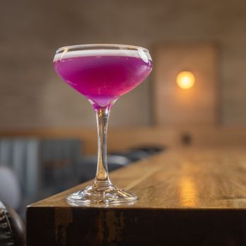 Oliver's Modern American - Gin Blossom - American Near Me - Scottsdale, Arizona Oliver's Modern American - Gin Blossom - American Near Me - Scottsdale, Arizona