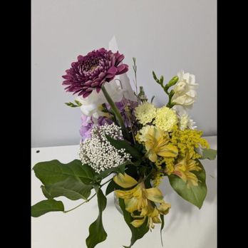 Awesome Blossom - Received - Florists Near Me - Edmonton, Alberta Awesome Blossom - Received - Florists Near Me - Edmonton, Alberta