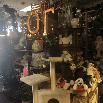 Windmill Floral Expressions - Interior - Florists Near Me - Las Vegas, Nevada