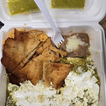 Antojitos Doña Gloria - Green enchiladas with chicken. - Mexican Near Me Antojitos Doña Gloria - Green enchiladas with chicken. - Mexican Near Me