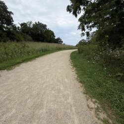 Grassy Lake Forest Preserve - Trail with beautiful scenery
