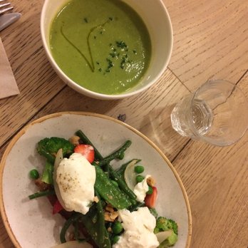 Coutume - Toast and soup of the day - Coffee Roasteries Near Me - Paris, 75 Coutume - Toast and soup of the day - Coffee Roasteries Near Me - Paris, 75