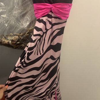 Gen Cleaners - Terrible ruined my dress made the pink color bleed onto the white!!!! - Sewing & Alterations Near Me - Chicago, Illinois