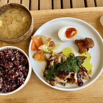 Yang’s Kitchen - Set meal with chicken - Asian Fusion Near Me - Alhambra, California