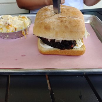 Easy ‘Que - Brisket sandwich - Barbeque Near Me - Kailua, Hawaii