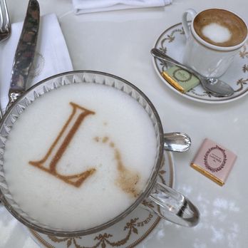 Ladurée - Macarons Near Me - Paris, 75