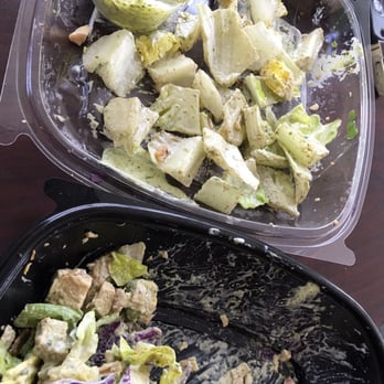 El Pollo Loco - Ruined my salad, was overcharged. Worst service ever for being a new place. Don't GO EAT THEIR MANAGERS ARE RUDE . Poor customer service - Fast Food Near Me - Brownsville, Texas