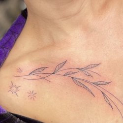 House of Hoodoo - Intricate fine line tattoo