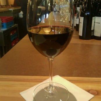 Grapes Wine Bar - Wine Bars Near Me - Annapolis, Maryland