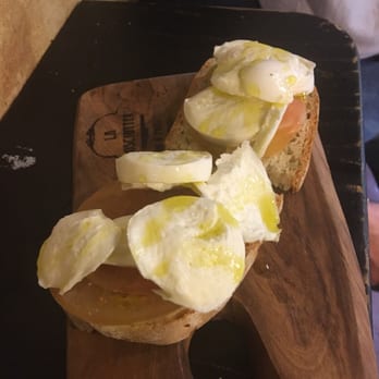 Cantina dei Papi - Burrata - Wine Bars Near Me - Rome, RM