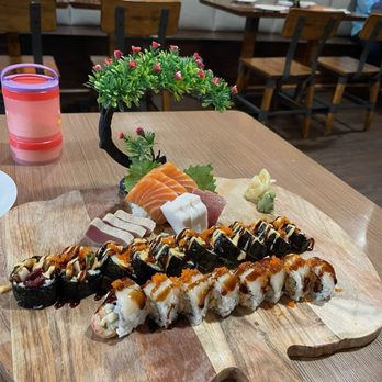Mayasushi - Pink Lady Special Special Roll  Angle Special Roll Sushi Combo 1 - Poke Near Me - Pittsburgh, Pennsylvania
