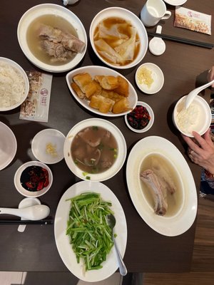 Tuan Yuan Pork Ribs Soup by null