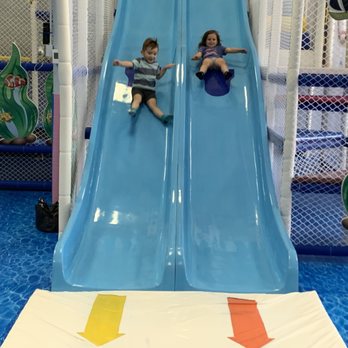 Fun N Play Indoor playground - Very high and fast slide. - Party & Event Planning Near Me - Cypress, Texas