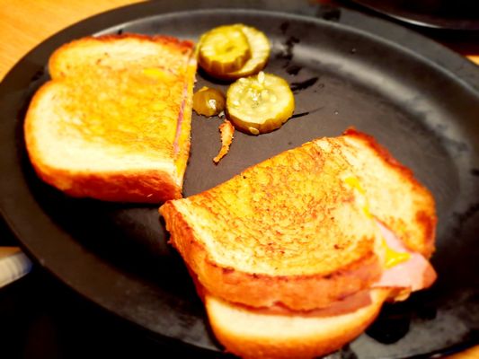 Stalvey's Restaurant & Lounge by null