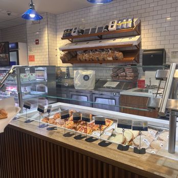 Paris Baguette - Coffee & Tea Near Me - New York, New York Paris Baguette - Coffee & Tea Near Me - New York, New York