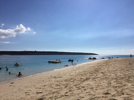 Yonaha Beach by null