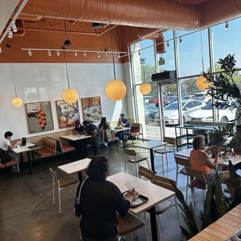 CAVA - Ambiance - Mediterranean Near Me - Chino Hills, California