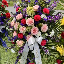 Nina's Flowers & Gifts