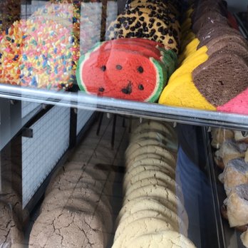 Panificadora Bakery - Yummy looking bakery goodies - Bakeries Near Me - Costa Mesa, California Panificadora Bakery - Yummy looking bakery goodies - Bakeries Near Me - Costa Mesa, California