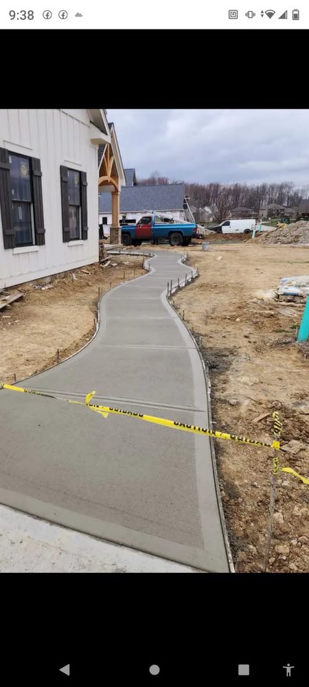 Slide of Ulloa Family Paving & Concrete