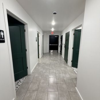 Muscovy Coffee Roasters - Bathroom hall - Coffee Roasteries Near Me - Belton, Texas Muscovy Coffee Roasters - Bathroom hall - Coffee Roasteries Near Me - Belton, Texas