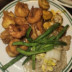 Crazy Buffet - Buffet Plate with various selections!