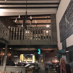 The Field - Loft dining