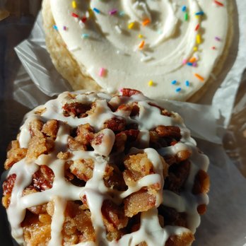 Sunflower Bakehouse - Pecan Upside Down Cake + Frosted Sugar Cookie. Both sooooo good!!! - Vegan Near Me - Nashville, Tennessee Sunflower Bakehouse - Pecan Upside Down Cake + Frosted Sugar Cookie. Both sooooo good!!! - Vegan Near Me - Nashville, Tennessee