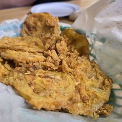 The Fishin Pig - Fried green tomato