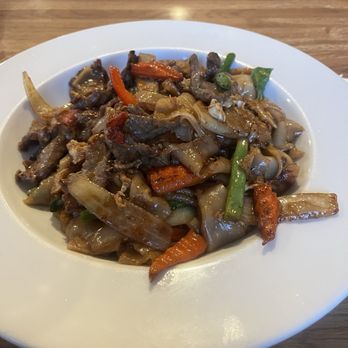 Topthai Kitchen - Drunken Noodles!! - Thai Near Me - Lincoln, California Topthai Kitchen - Drunken Noodles!! - Thai Near Me - Lincoln, California