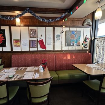 Utage Restaurant & Lounge - Seating on one side of the restaurant! - Japanese Near Me - Honolulu, Hawaii