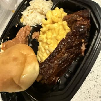 Golden Corral Buffet & Grill - Rib, mac & cheese, rice, pumpkin pie, roll - Buffets Near Me - Charleston, South Carolina Golden Corral Buffet & Grill - Rib, mac & cheese, rice, pumpkin pie, roll - Buffets Near Me - Charleston, South Carolina