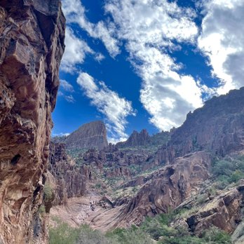 Siphon Draw Trail inc. Flatiron, Superstition Mountain - Hiking Near Me - Apache Junction, Arizona