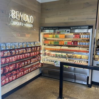 Beyond Juicery + Eatery - Snacks and drinks - Juice Bars & Smoothies Near Me - Troy, Michigan