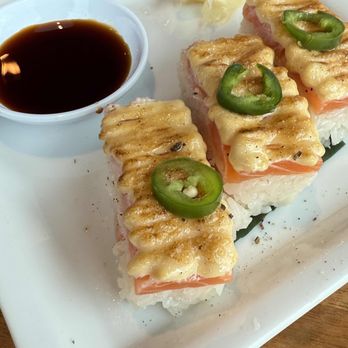 JINYA Ramen Bar - Duluth - Aburi Oshi-Sushi Salmon - Ramen Near Me - Duluth, Georgia
