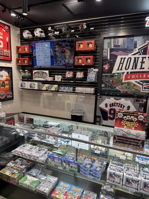 Honey Hole Collectibles by null