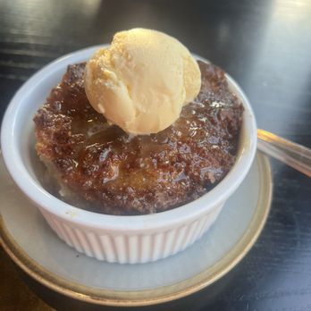 Restaurant des Familles - Bread pudding - Cajun/Creole Near Me - Marrero, Louisiana
