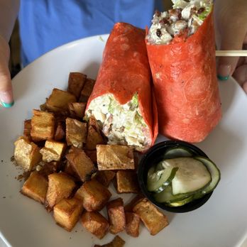 Preston's Corner Bar & Grill - Seafood Near Me - Swansboro, North Carolina Preston's Corner Bar & Grill - Seafood Near Me - Swansboro, North Carolina
