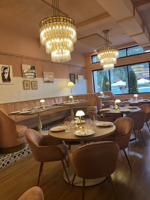 Gino & Marty's by null