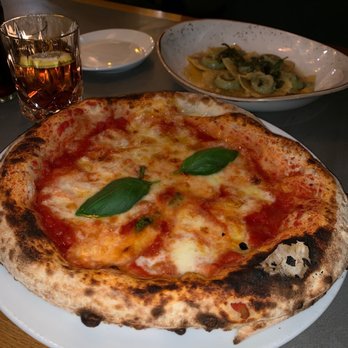 Mozzamo - Margarita pizza and ravioli - Pizza Near Me - Munich, BY