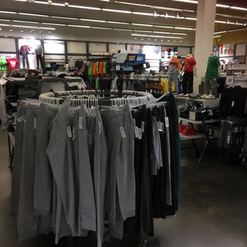 Old Navy - Men's Clothing Near Me - Brooklyn, New York