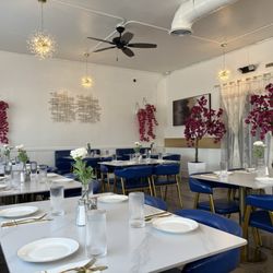 Savoria Melange Bistro - Other half of restaurant