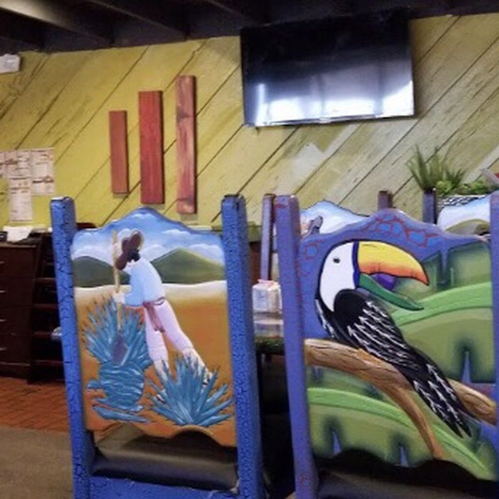 El Idolo - Hand painted chairs - Mexican Near Me - Bartlett, Tennessee