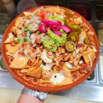 El Huasteco Authentict - Nachos de pollo - Seafood Near Me - Brooklyn, New York El Huasteco Authentict - Nachos de pollo - Seafood Near Me - Brooklyn, New York