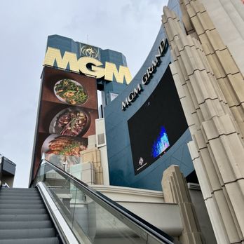 Las Vegas Strip - Local Flavor Near Me - Las Vegas, Nevada Las Vegas Strip - Local Flavor Near Me - Las Vegas, Nevada