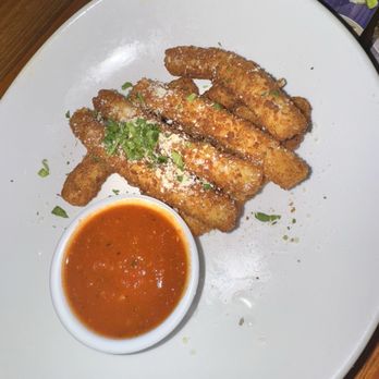 Miller's Ale House - MOZZARELLA STICKS - 8 COUNT - American Near Me - Orlando, Florida