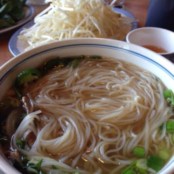 Pho Korner - Basic pho, came with lots of greens & sprouts - Vietnamese Near Me - Portland, Oregon